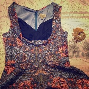Lindy Box Size 2XL Dress